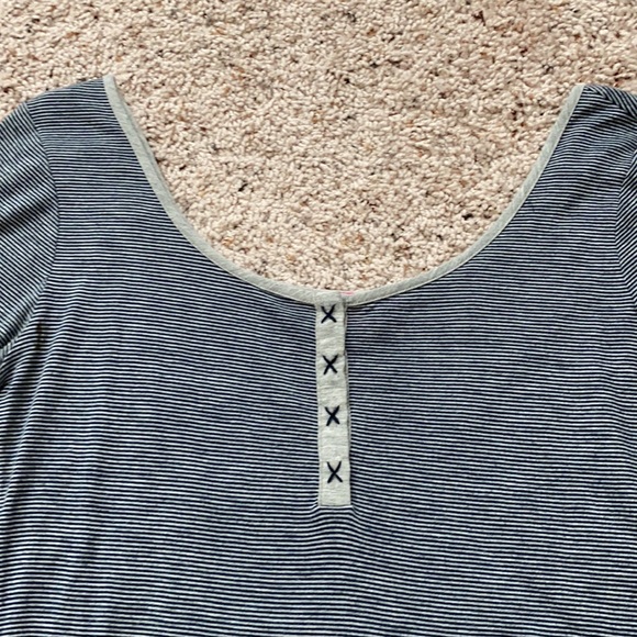 Striped Top - Picture 3 of 6